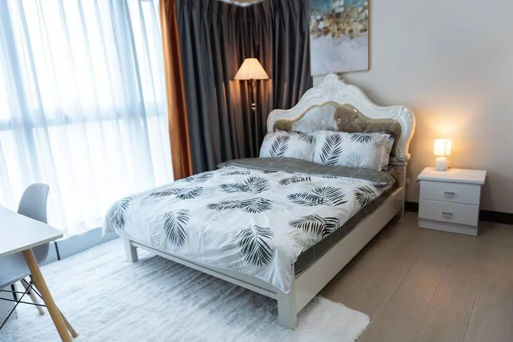 Apartment A2J Luxury 2Br Bgc Uptown Suite Near Uptown Mall Manila