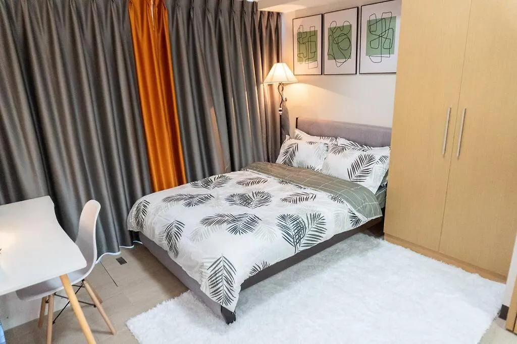 Apartment A2J Luxury 2Br Bgc Uptown Suite Near Uptown Mall Manila Philippines