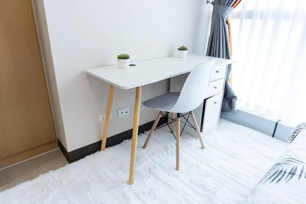 Apartment A2J Luxury 2Br Bgc Uptown Suite Near Uptown Mall Manila
