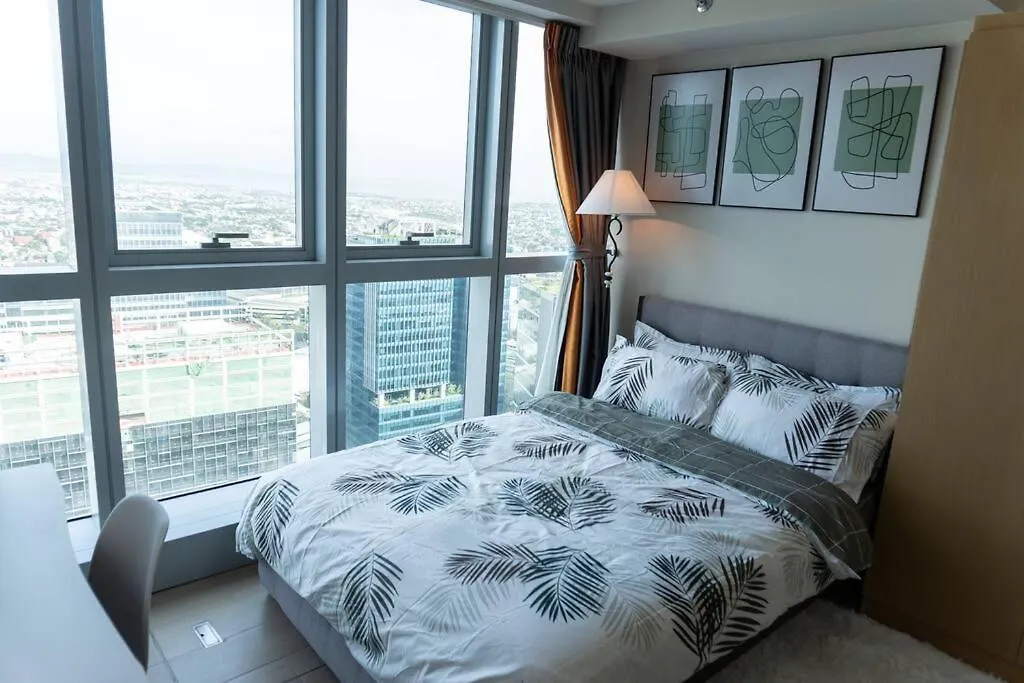 A2J Luxury 2Br Bgc Uptown Suite Near Uptown Mall Manila 0*,  Philippines