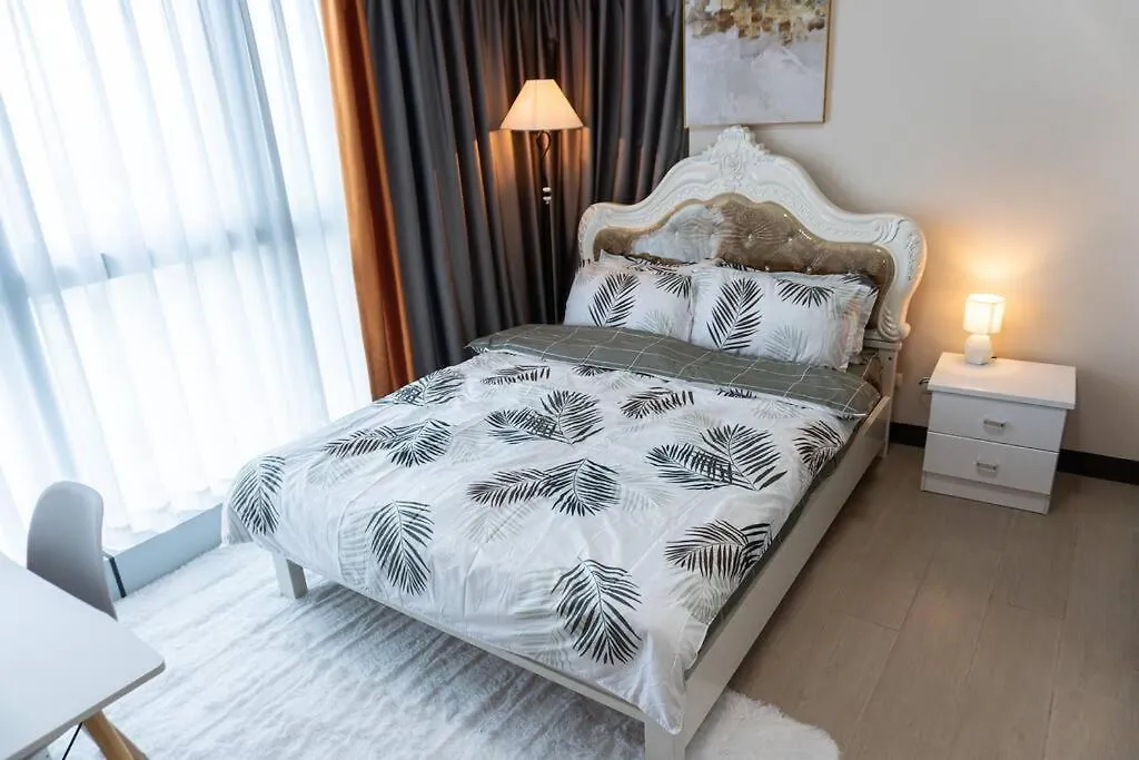 A2J Luxury 2Br Bgc Uptown Suite Near Uptown Mall Manila Apartment