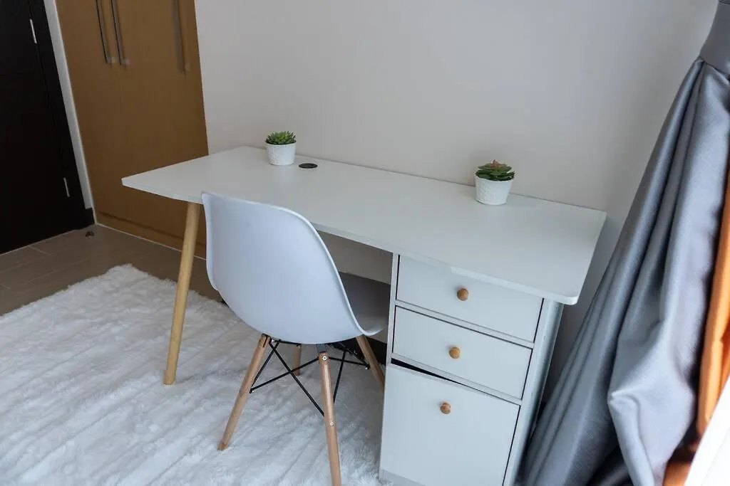 Apartment A2J Luxury 2Br Bgc Uptown Suite Near Uptown Mall Manila Philippines