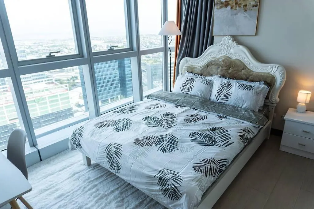 Apartment A2J Luxury 2Br Bgc Uptown Suite Near Uptown Mall Manila