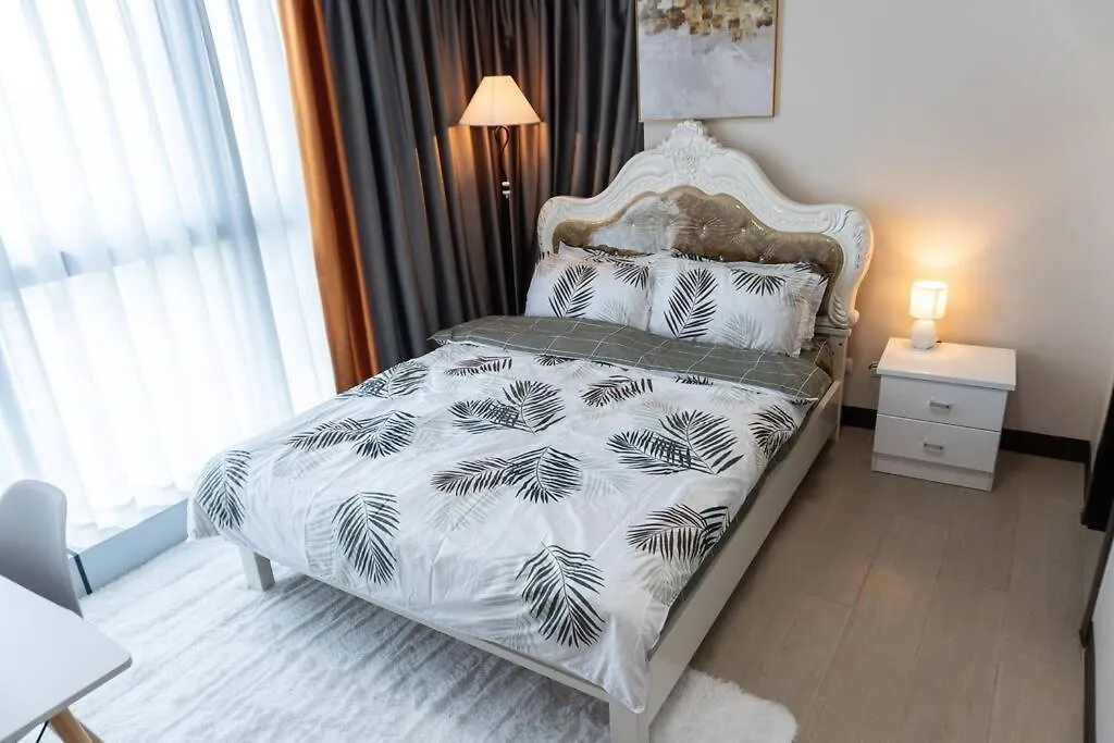 Apartment A2J Luxury 2Br Bgc Uptown Suite Near Uptown Mall Manila